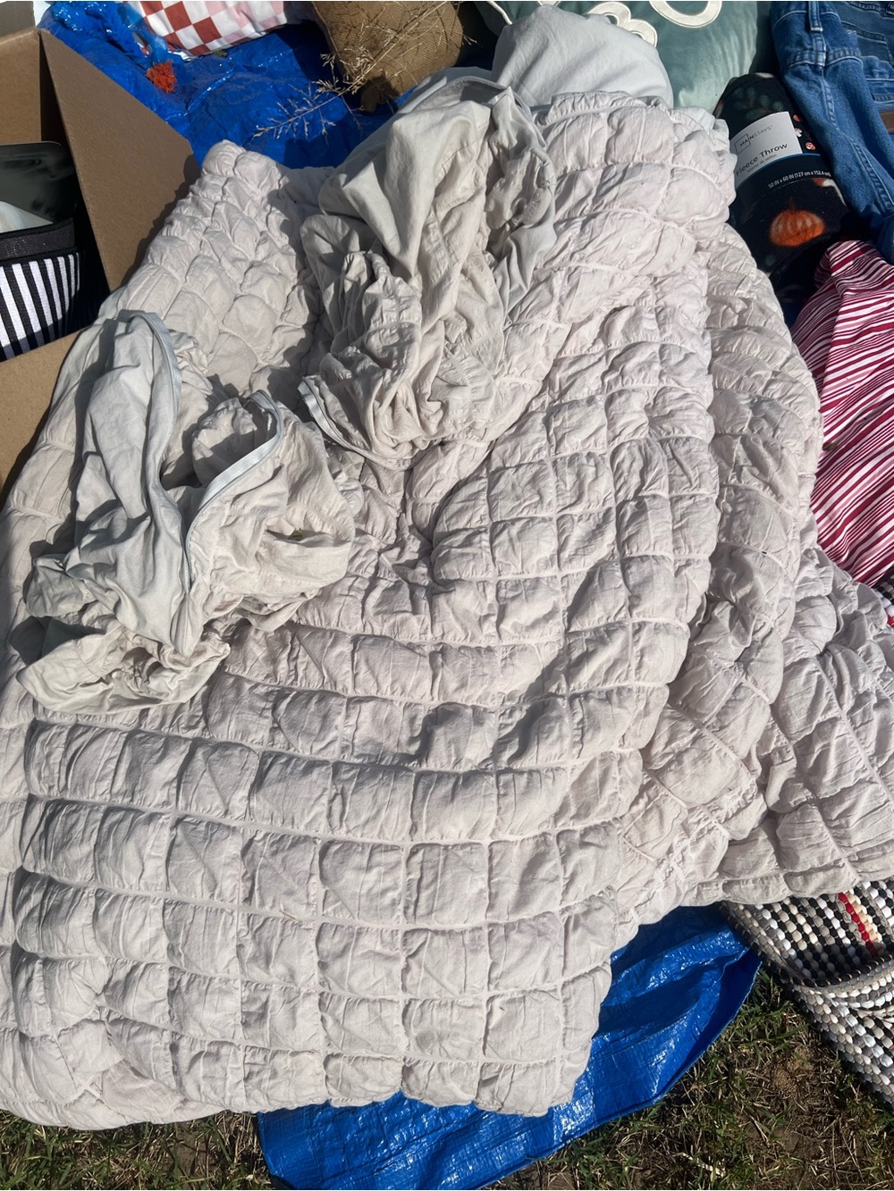 Light Grey Quilted Full Comforter